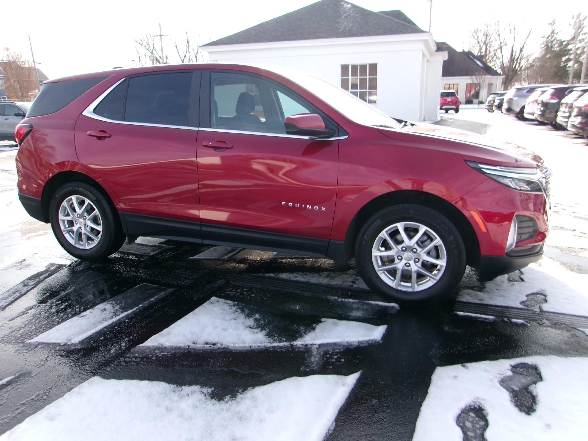 2024 Chevrolet Equinox LT
